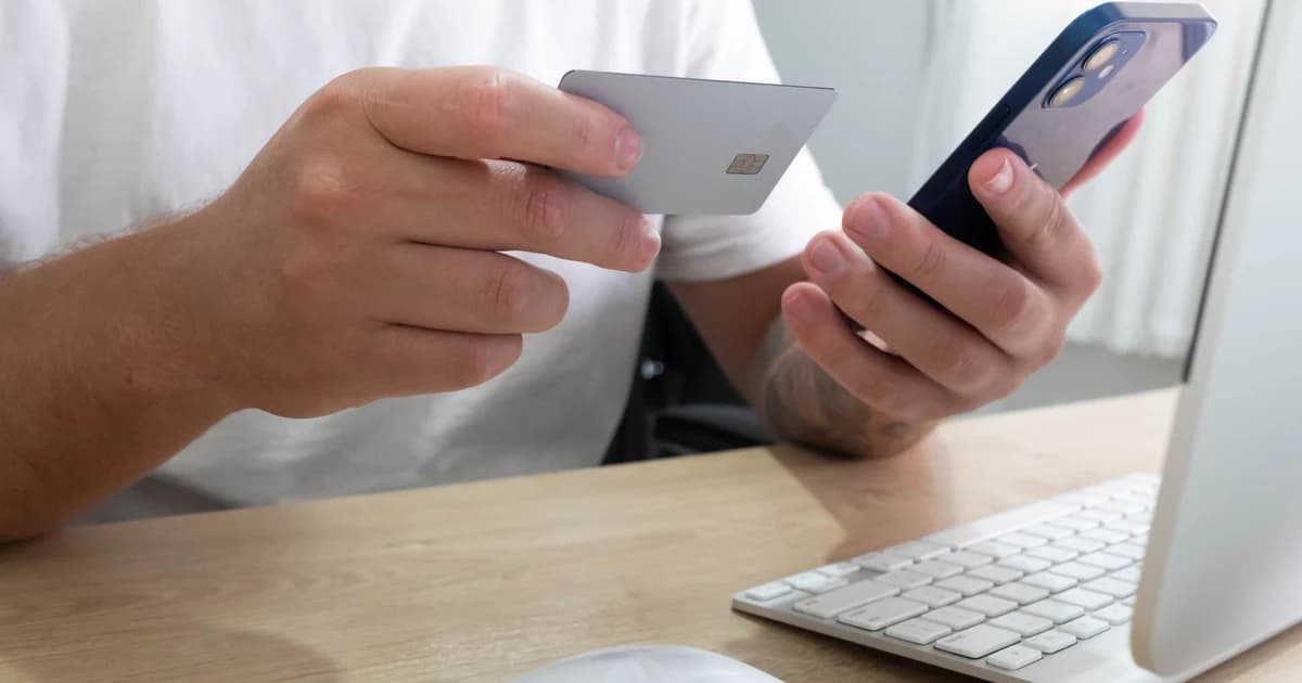 初心者向け：データ通信専用eSIMとは？仕組み・通話・LINEの使い方を徹底解説 (2026)