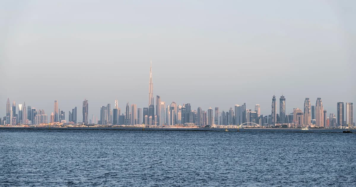 Migliore eSIM per Dubai e Emirati Arabi: Piani e Copertura 5G (2026)