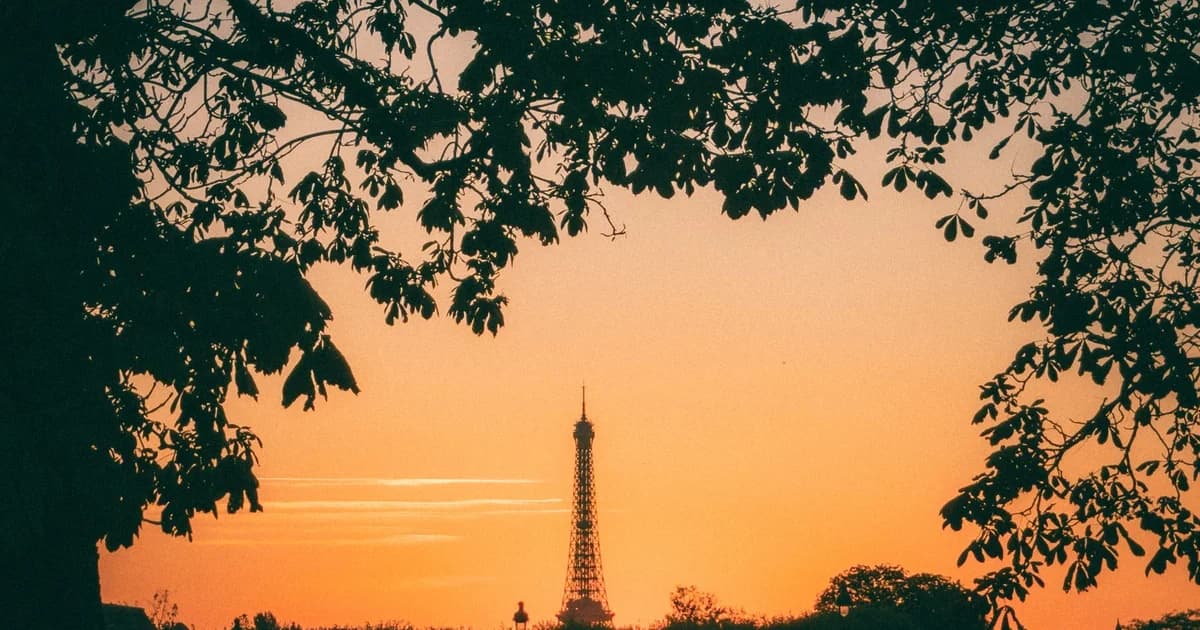 Per-GB Roaming Costs for Long-Term Deployments: Telco MNO Plans vs. Global SIMs (2026/2027)